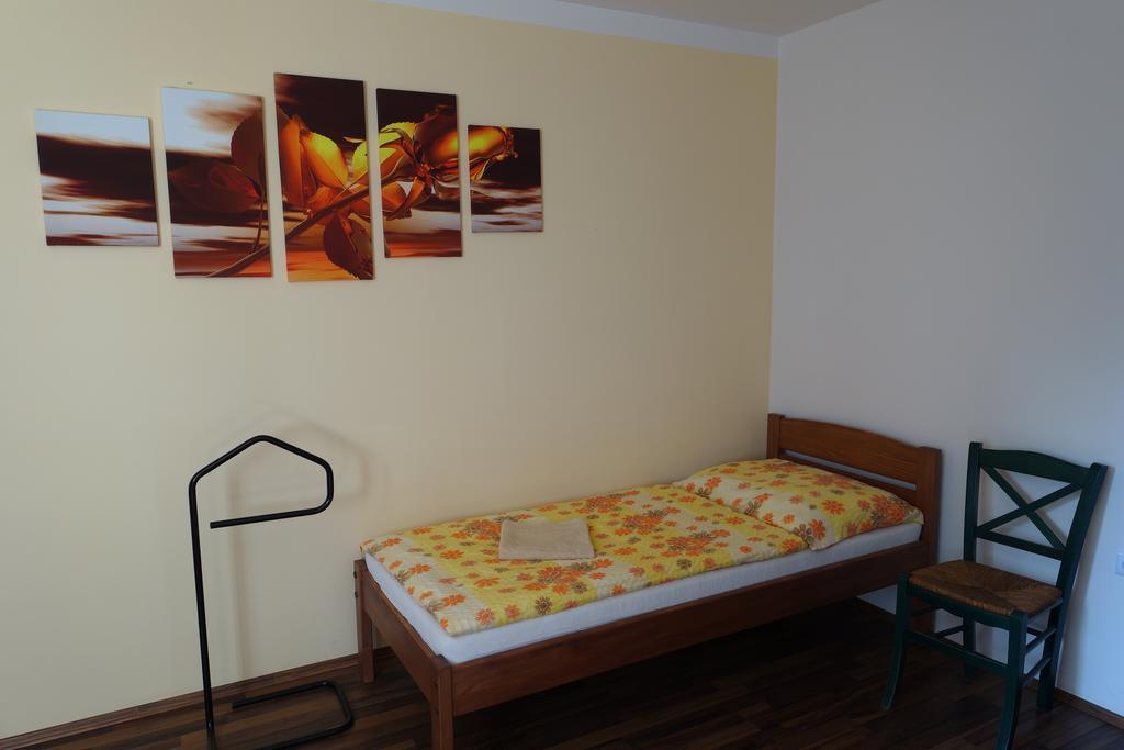 Penzion u Tomčalů Terezín Esterno foto
